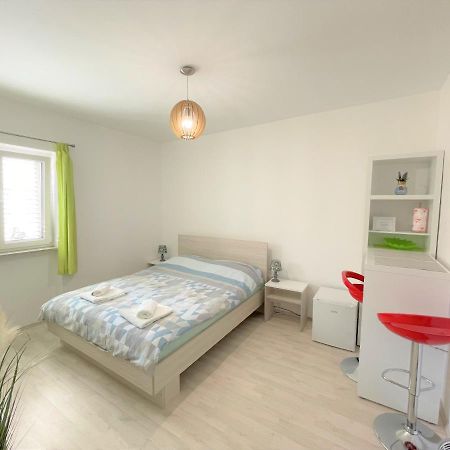 Modern Room Old Town - Zadar Extérieur photo