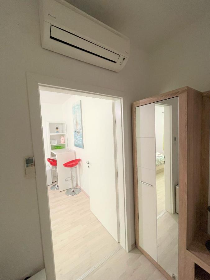 Modern Room Old Town - Zadar Extérieur photo